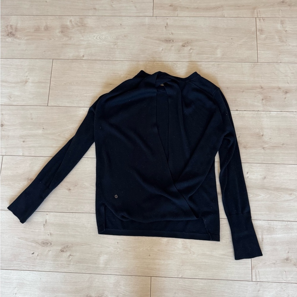 Lululemon Black Women's Sweater with open back